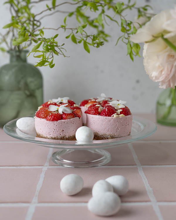 Cheesecake Met Aardbeien En Witte Chocolade