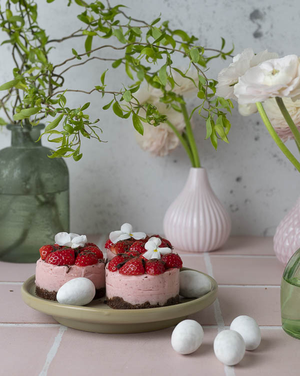Vegan Mini Cheescakes